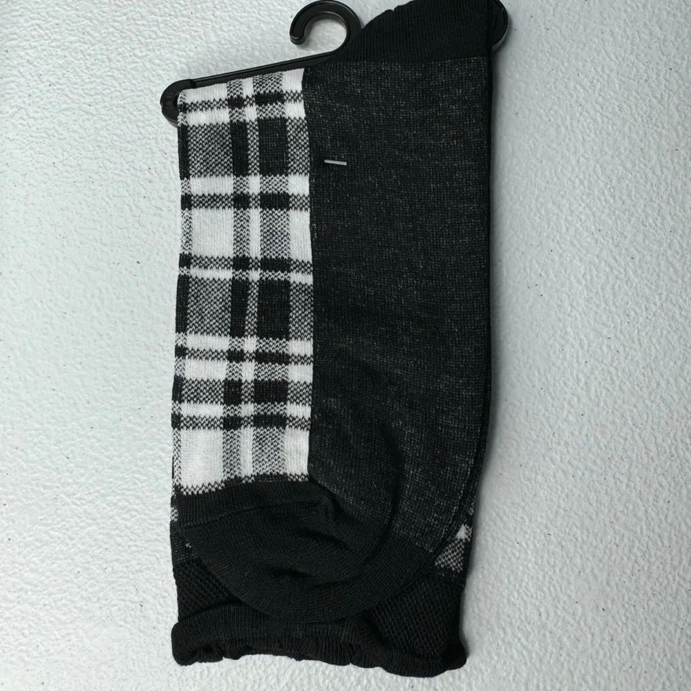 HUE Black White Plaid Femme Top Socks One Size Low Cut New 4 Pairs‎